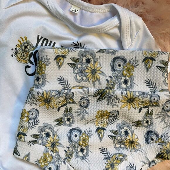 3 Month Girl “You Are My Sunshine” Onesie and Bummie Set - Picture 2 of 2